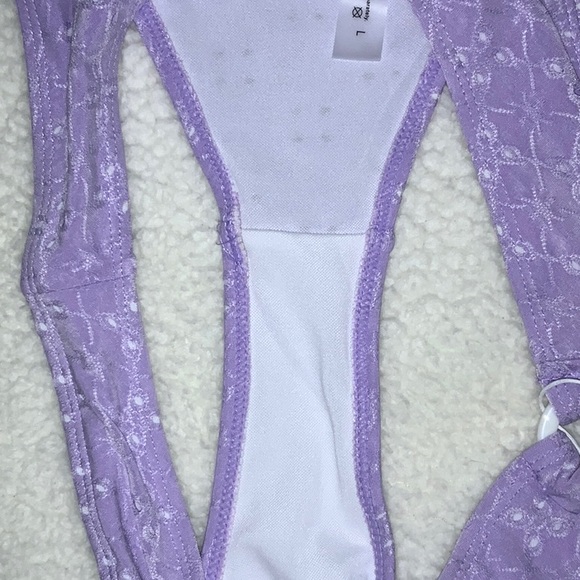 HALARA- NWT Solid Jacquard Bikini Bottom in Light Purple (Large) - Picture 8 of 11